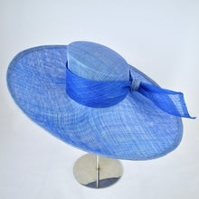 Load image into Gallery viewer, Two-tone wide brim blue sinamay hat. Back view.