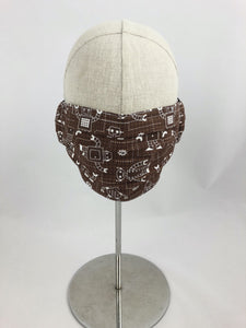 Pleated mask with 2 layers of cotton and a nose wire 